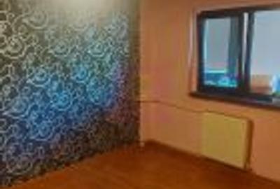 Apartament cu 2 camere semidecomandat în Colentina