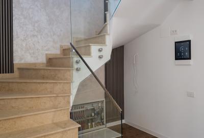 Casa individuala cu 5 camere si terasa acoperita. Toate Utilitatile. Comision 0% - 20