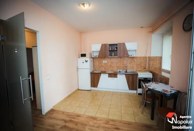 Apartament cu 2 camere semidecomandat, mobilat în Iris