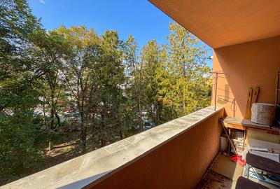 Apartament cu 2 camere semidecomandat, mobilat în Gheorgheni