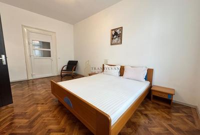 Apartament cu 2 camere semidecomandat în Ultracentral