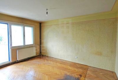 Apartament cu 2 camere decomandat în Astra