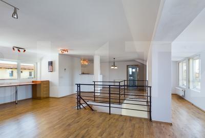 Apartament cu 4 camere semidecomandat, mobilat în Girocului