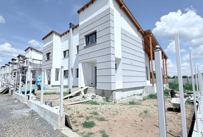 Duplex cu 4 camere în Central