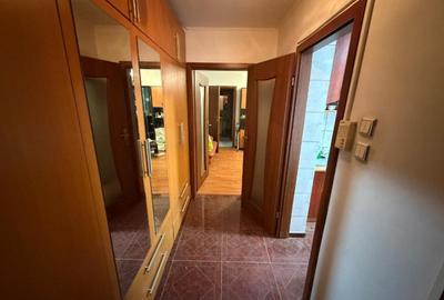 Apartament cu 3 camere centrala,balcon și boxă în Drumul Taberei - 5