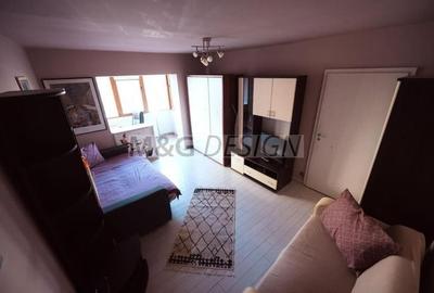 Apartament cu 2 camere semidecomandat în Complex Studențesc