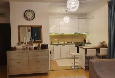 Apartament cu 2 camere semidecomandat, mobilat în Titan