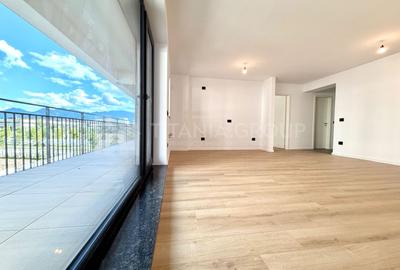Apartament cu 2 camere semidecomandat în Tractorul