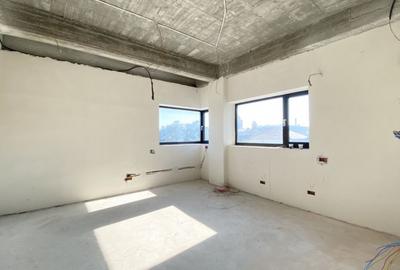 Penthouse cu piscină și terasa în zona istorică-peninsulară - 9