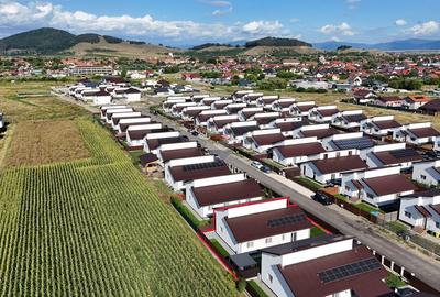 Casă premium pe parter | 4 camere | Complet nouă | Teren 400 m - 25