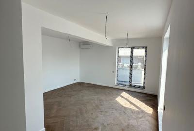 Apartament de 2 camere cu terasa zona de Nord/Aviatiei/Comision 0 - 2