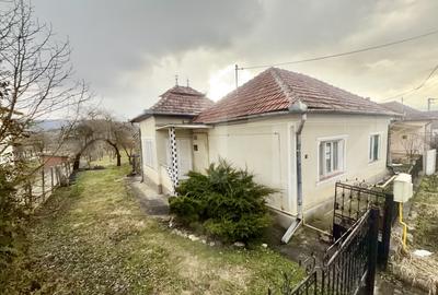 Casă individuală cu 4 camere în Ocna Mureș