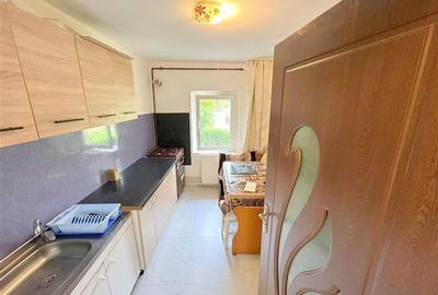Apartament 2 camere, mobilat, cu centrala, zona Mioritei - 5