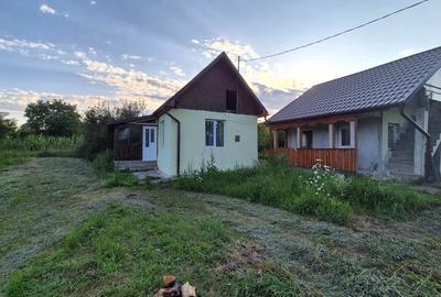 Casă individuală cu 4 camere în Botez