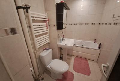 GARA 3 CAMERE DECOMANDAT ET.3 BLOC 1985  70 MP COD   163108 - 7