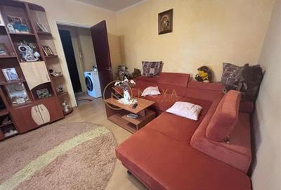 Apartament cu 4 camere decomandat în Crângași