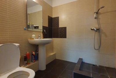 Spatiu pretabil birou/ cabinet/ salon in zona 13 Septembrie - 9