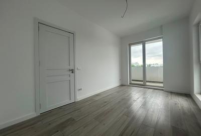 Apartament cu 3 camere în Mihai Bravu