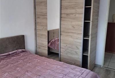 Apartament cu 2 camere decomandat în Lipovei