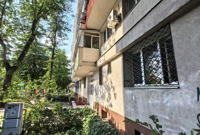 Garsonieră decomandată în 1 Mai