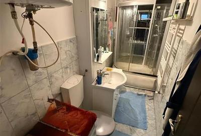 Apartament 3 Camere de Vanzare sau Inchiriere, Strada Lupeni – 81 mp, Etaj 1 - 12