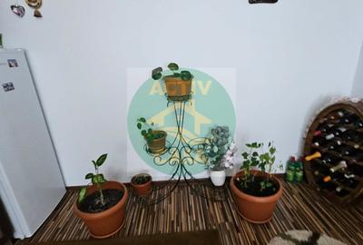 DEVÂNZARE Apartament cu 3camere decomandate - 10