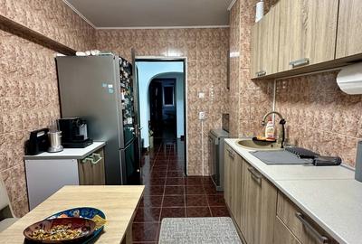 Drumul Taberei, Decomandat 4 Camere,Metrou Tudor Vladimirescu,Bloc 1978 - 2