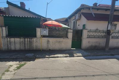 Casa coiciu, 3 camere, 2 bucatarii, baie, 180mp teren - 15