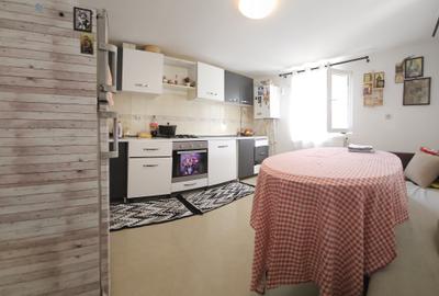 Vanzare casa Poienarii Burchii / Jud. Prahova / teren: 524 mp / comision 0% - 7