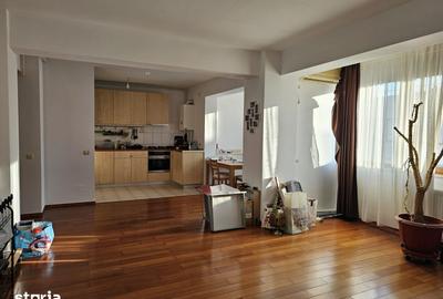 Apartament cu 2 camere decomandat, mobilat în Titan