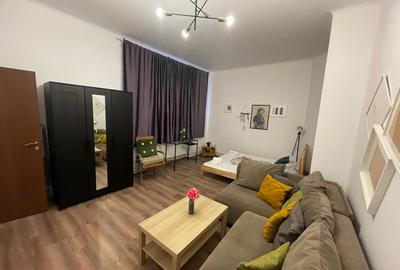 Apartament 4 camere Universitate Carol I 47 - 1