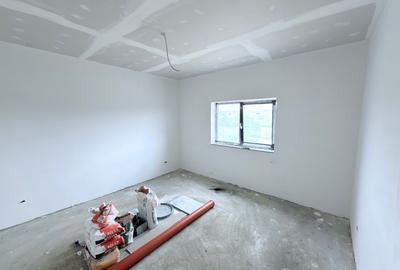 Casa noua cu etaj zona linistita in oras - 6