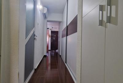 Navodari(Sud)- 3 camere decomandate confort 0, parcare, gaze - 87.000euro - 22