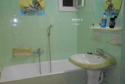 Inchiriez apartament 4 camere in zona Lipovei - 2