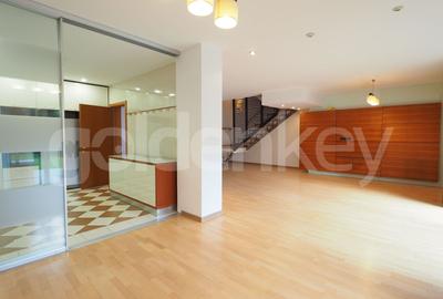 Vila partial mobilata cu 5 dormitoare | piscina si loc de joaca - 5