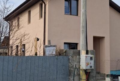 Casă individuală cu 5 camere în Valu lui Traian