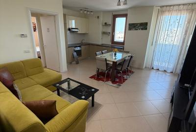 Apartament cu 3 camere semidecomandat în Central