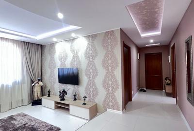Vila Superba pentru 2 familii /9 Camere /Curte 721 - 19
