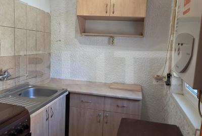 Apartament cu 2 camere semidecomandat, mobilat în Micro 14