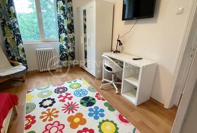 Apartament cu 2 camere decomandat în Piața Unirii