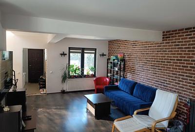 Casă cu 4 camere în Florești