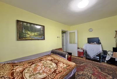 Apartament cu 2 camere semidecomandat, mobilat în Dâmbovița