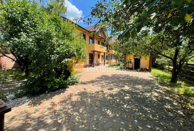 Casă Duplex Integral (Ambele Părți) - 325mp Utili, 1000mp Teren, Asfalt - 2
