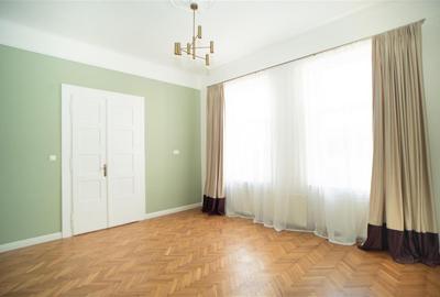 Apartament ultracentral cu 3 camere pe Strada Primariei - 3