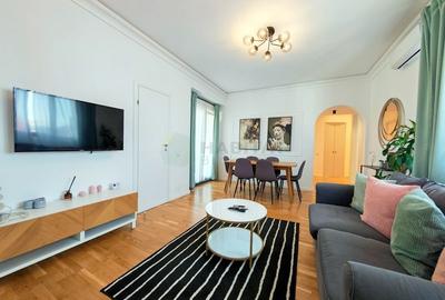 Apartament cu 3 camere semidecomandat, mobilat în Ultracentral