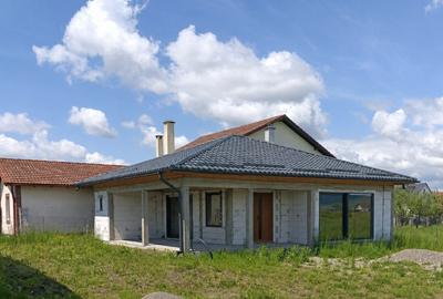 Casă nouă, pe un singur nivel, cu teren generos – Solovăstru, aproape de Reghin - 9