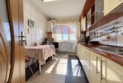 3 camere decomandat, 63 mp utili, centrală proprie, balcon – Zețarilor - 9