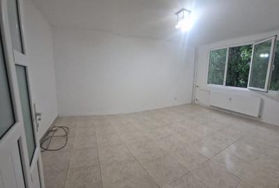 2 camere, metrou Valea Ialomiței , etj1/4 - 2