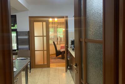 Snagov  Vila de Prestigiu   mobilat utilat (+8camere - 5bai) - 4