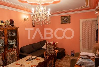 Apartament cu 4 camere de vanzare la etajul 1 in zona Vasile Aaron - 1